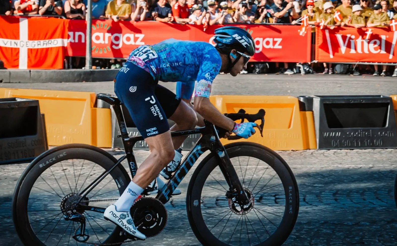 Guy Niv racing for Israel Premier Tech